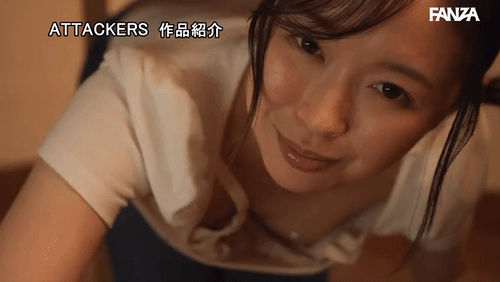 「友達のお母さんの無自覚浮きブラ乳首誘惑 流川はる香」のサムネイルgif画像