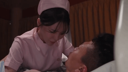 「押しに弱過ぎる新人看護師は超献身的！無茶振りのセクハラ中出し＆串刺しSEX…何でもOKの聖母のようなご奉仕ナース♪ 黒島玲衣」のサムネイルgif画像
