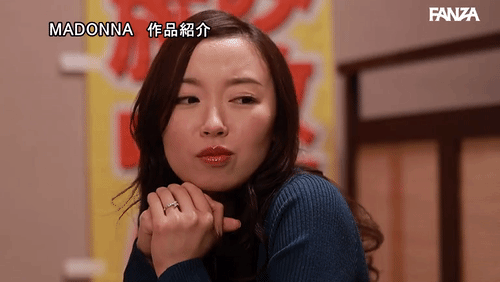 「合鍵をもらった人妻が、男子学生が卒業するまで中出しされた一人暮らし部屋。 流川はる香」のサムネイルgif画像