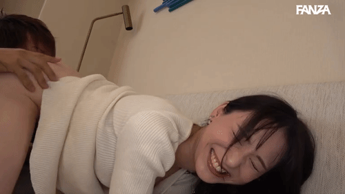 「配信限定 マドンナ専属女優の『リアル』解禁。 MADOOOON！！！！ 広瀬ゆり ハメ撮り」のサムネイルgif画像