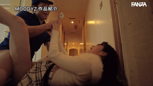 「ゆいが私の好きな男と結ばれるなんて超ムカつくッ！だから…結婚前中出しレ×プしてもらったんだ… 天馬ゆい」のサムネイルgif画像