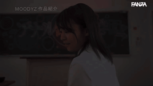 「僕らの彼女なっちゃんBEST 東條なつMOODYZ出演6作品8時間」のサムネイルgif画像