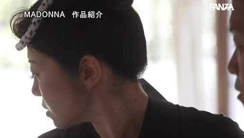 「喧嘩祭りNTR 熟れた美尻に食い込む褌 熱狂冷めやらぬ祭りの最中、屈強な男衆に堕とされた妻―。 北条麻妃」のサムネイルgif画像