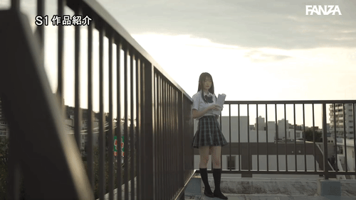 「孤独につけ込んでJ●舐めたい― ぼっち女子●生は担任に犯●れても嬉しかった。 白上咲花」のサムネイルgif画像