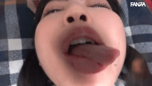 「キスして、パイズリして、またキスしてくれる…唾液まみれのおっぱいを味わう濃厚くちづけ性交 羽咲みはる」のサムネイルgif画像