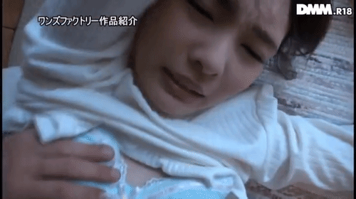 「レ○プされて心までイカれた娘からの中出し輪●ビデオレター 跡美しゅり」のサムネイルgif画像